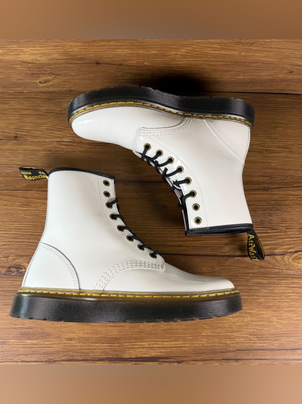 Dr. Martens White Zavala Combat Boots Lace Up Size 7 Women’s Shoes - Picture 2 of 10